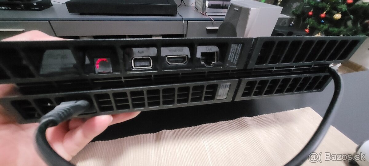 PlayStation 4 , väčšia pamäť 1TB - 4