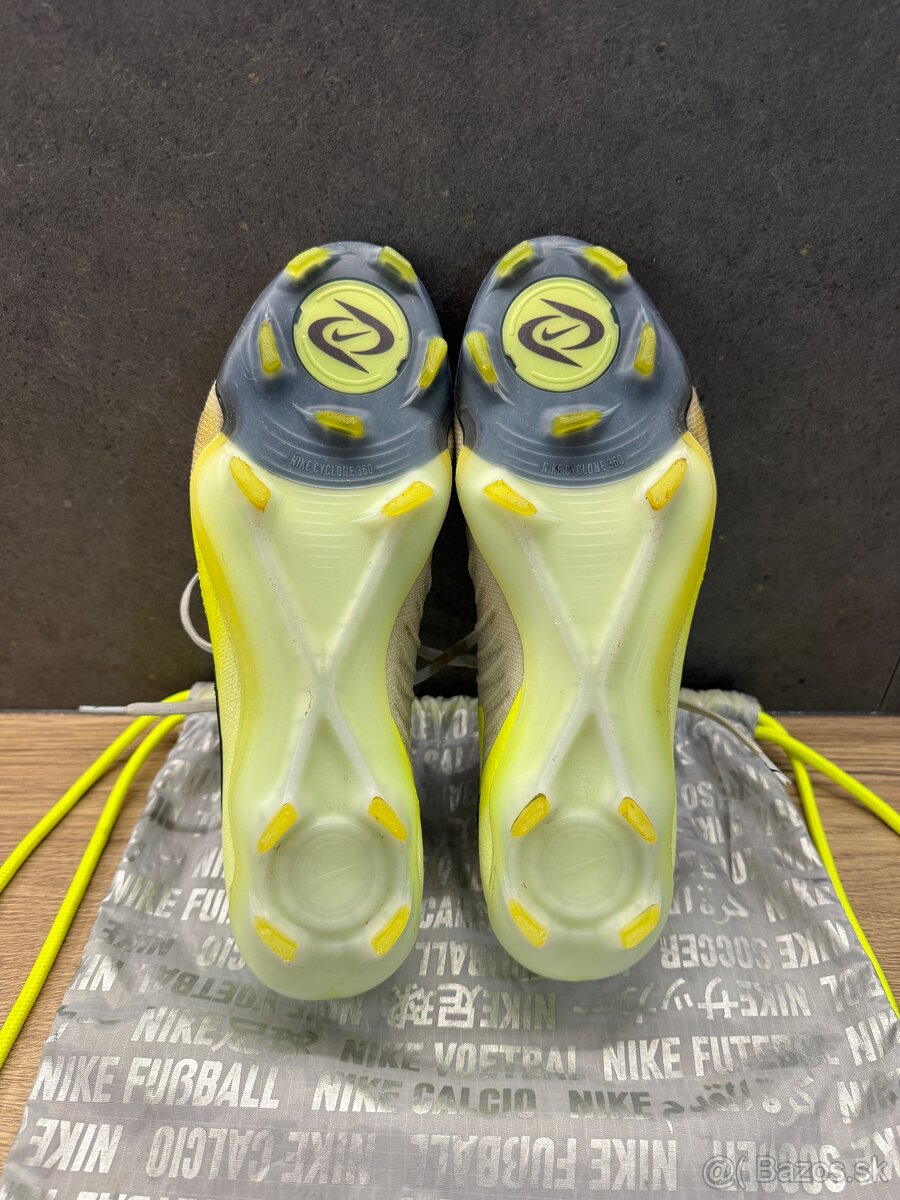 kopačky nike phantom gx - 4