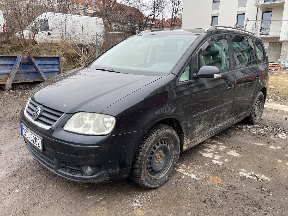 VW Touran 2.0 TDI - 4