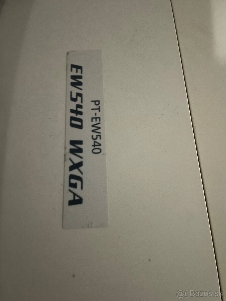 Projektor Panasonic - 4