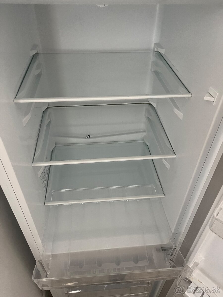 Kombinovana chladnicka Philco 165 E - 4