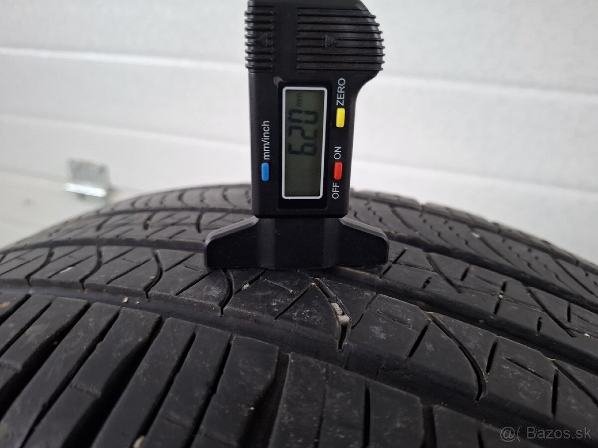 Celoročné pneumatiky 235/50 R20 - 4