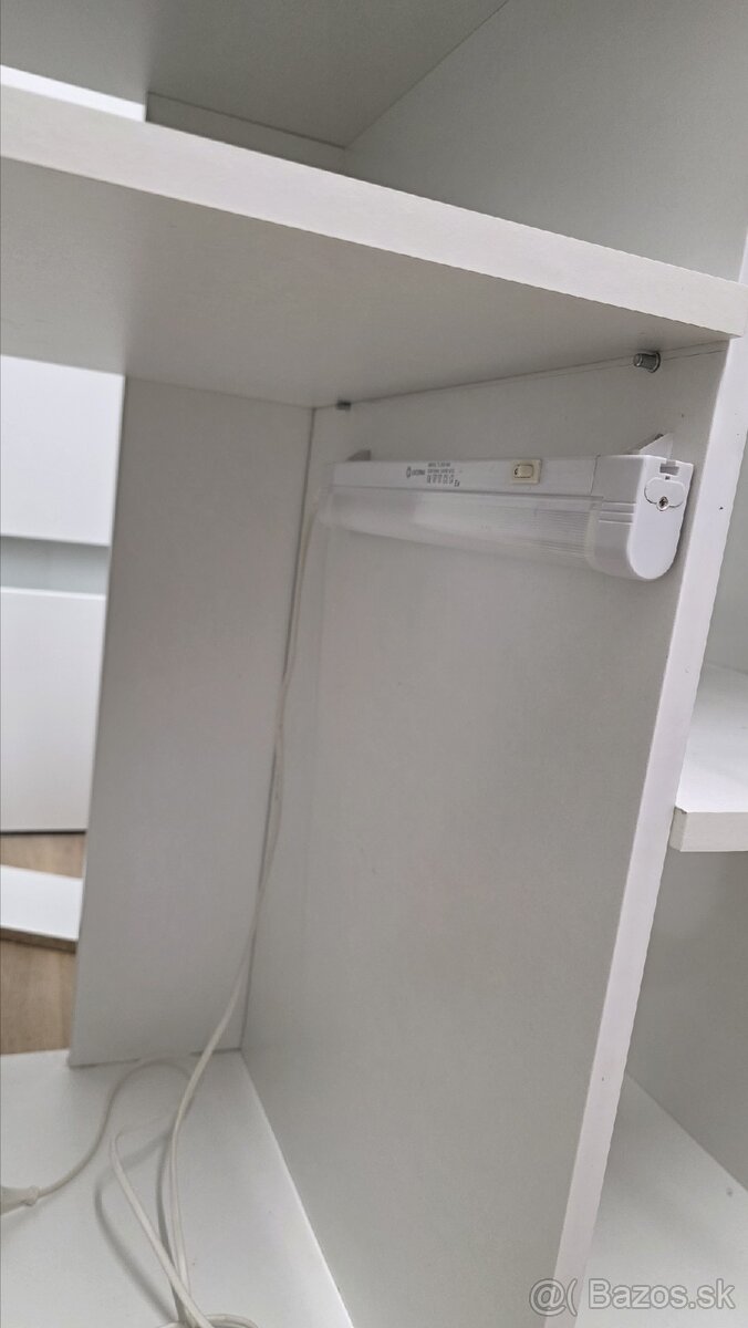 Predám akvárium a skrinku - 4