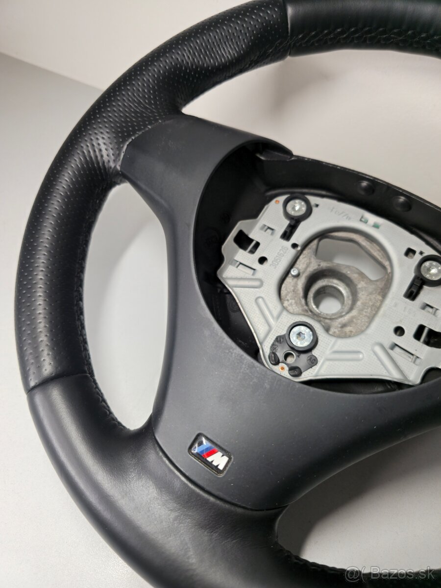 M-packet volant e87 e90 e91 e84 - 4