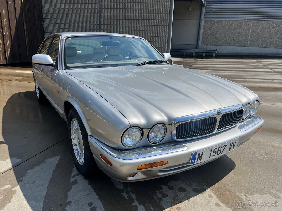 JAGUAR XJ 3.2 V8 Executive 1998 Benzín 174kw A/T - 4