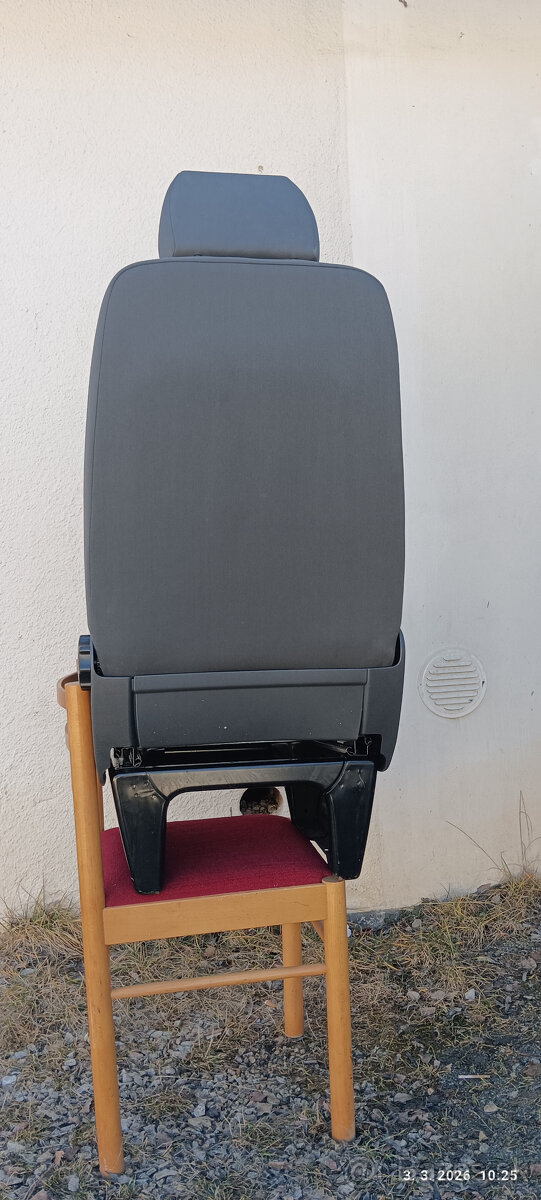 Predná sedačka spolujazdca VW T5 / T6 - 4
