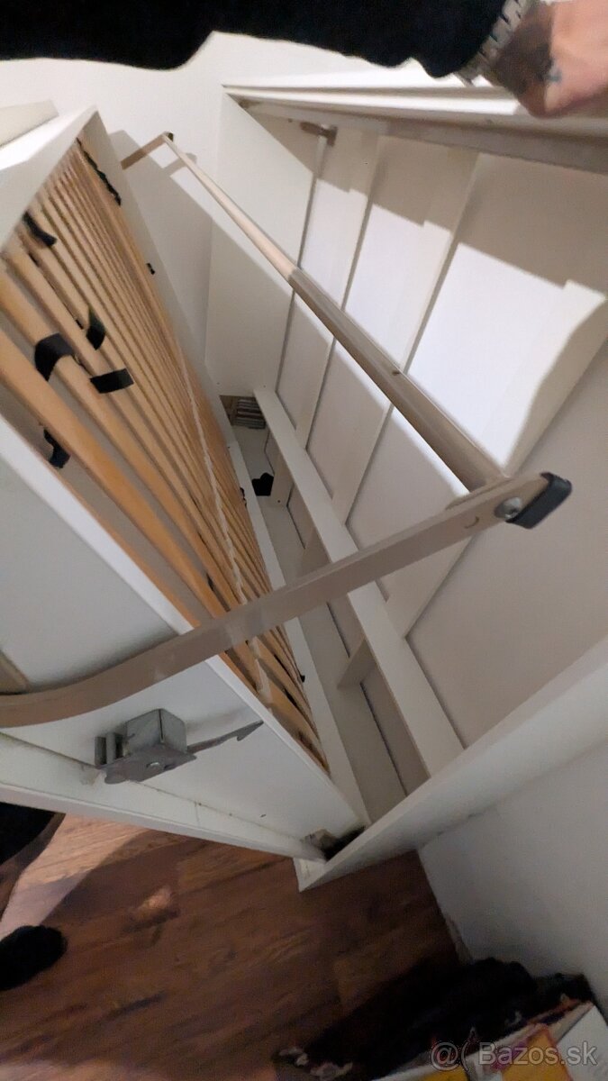 Skladacia posteľ - 4