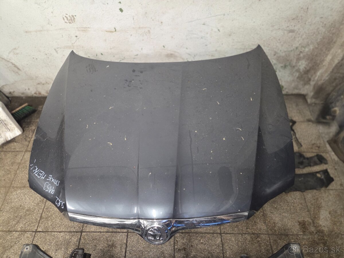 Predám prednú kapotu pre Škoda Superb 2 II predfacelift - 4