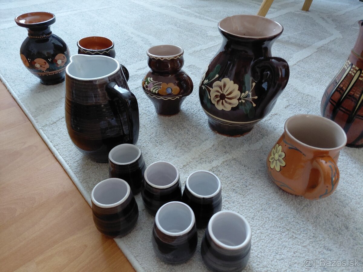 Hlinené, porcelánové a drevené vázy, a iné. - 4