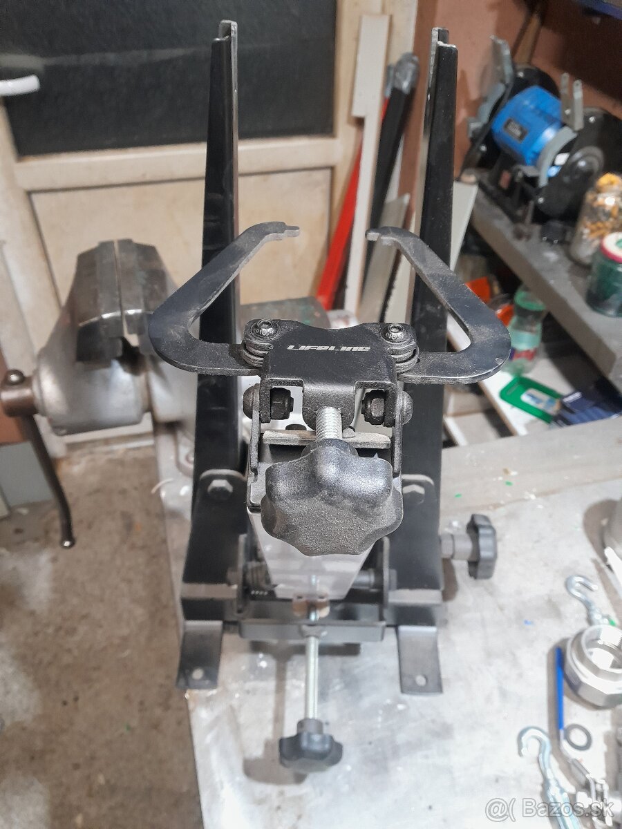 Stojan na centrovanie kolies - 4