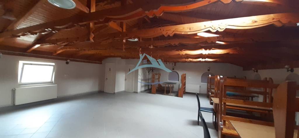 Rodinný dom s priestorom na podnikanie v Ballasagyarmat v Ma - 4