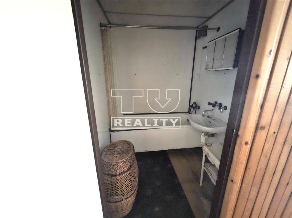 2-IZBOVÝ BYT S BALKÓNOM 45M2, TRENČÍN - 4