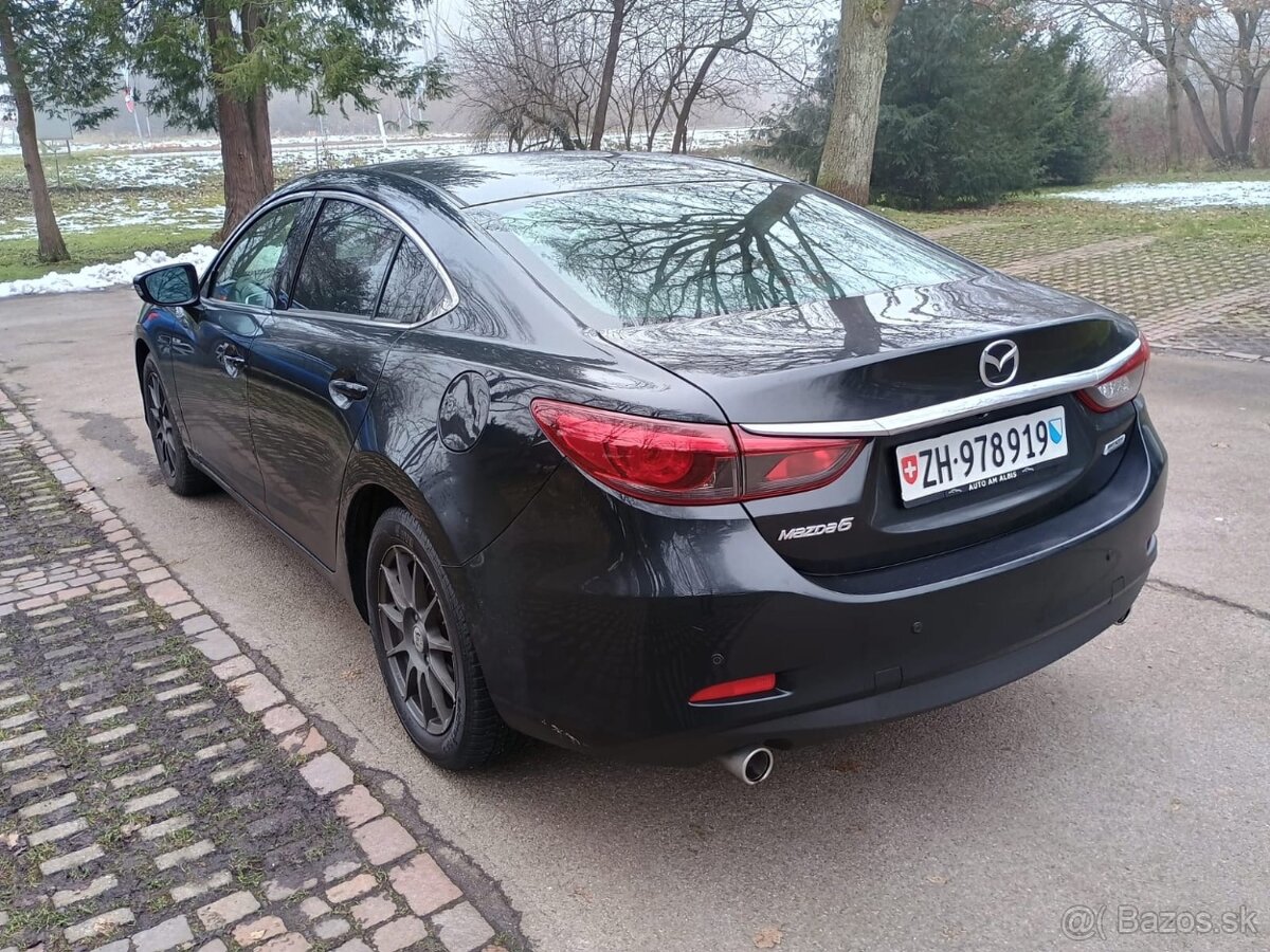 Mazda 6 - 4
