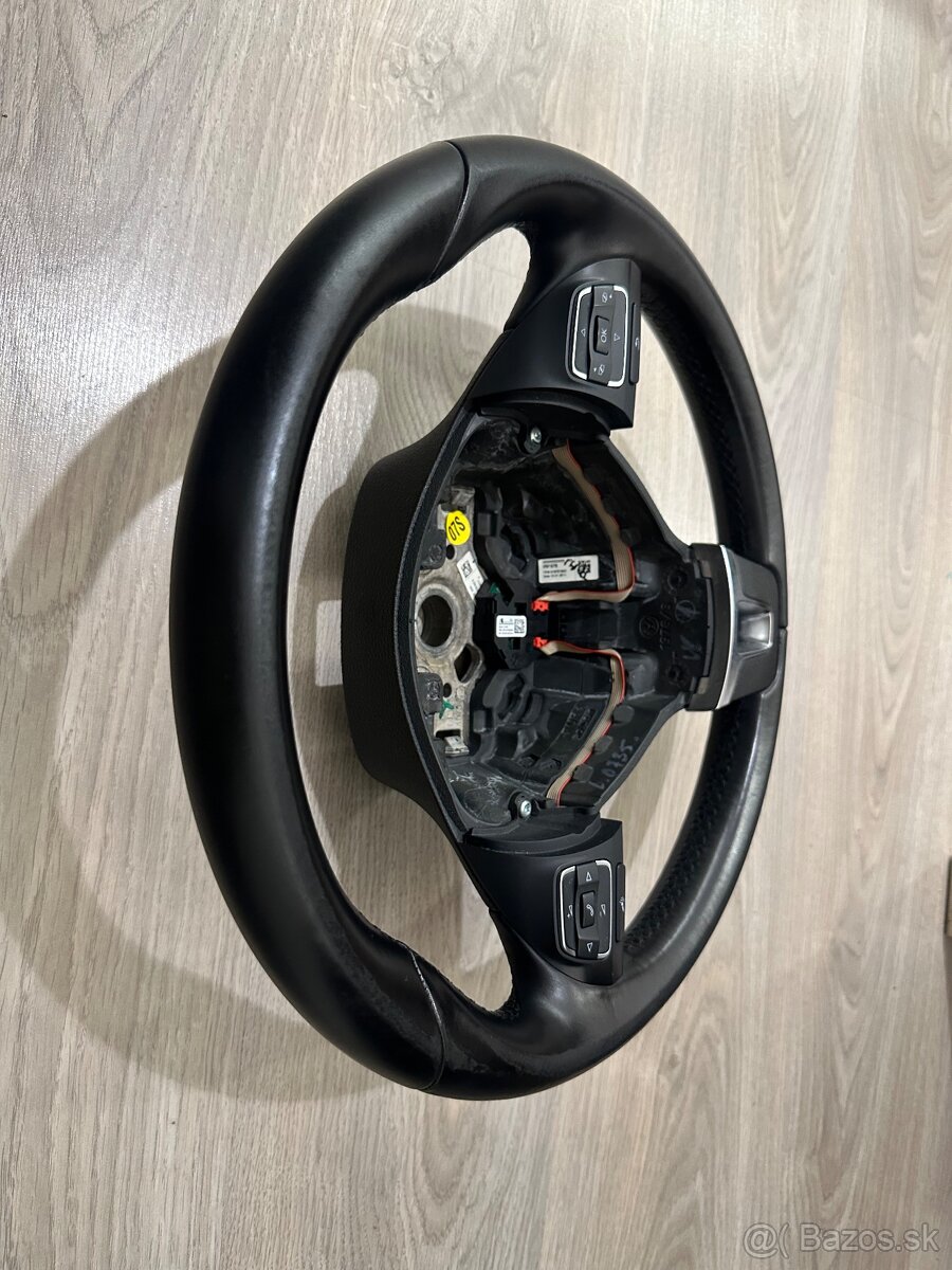 Trojramenný kožený volant vw group - 4