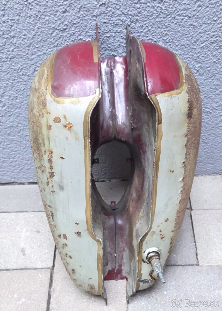 Jawa ČZ nádrž - 4