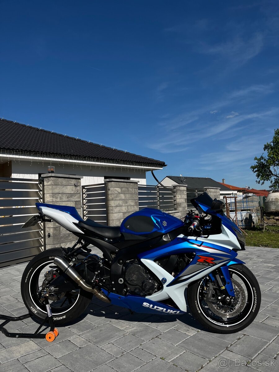 Suzuki Gsxr 750 K9 - 4