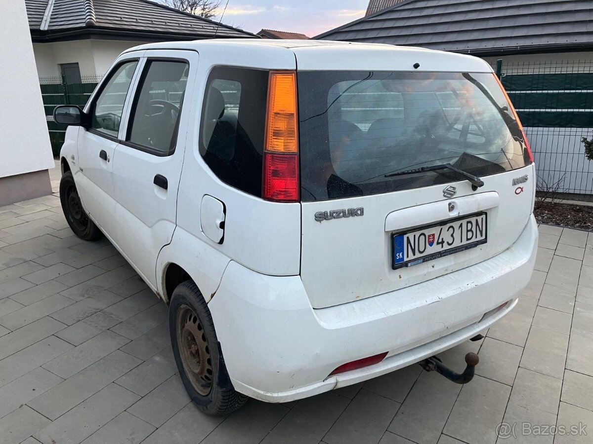 Predám Suzuki Ignis 1.3 benzín (r.v. 2006) - 4