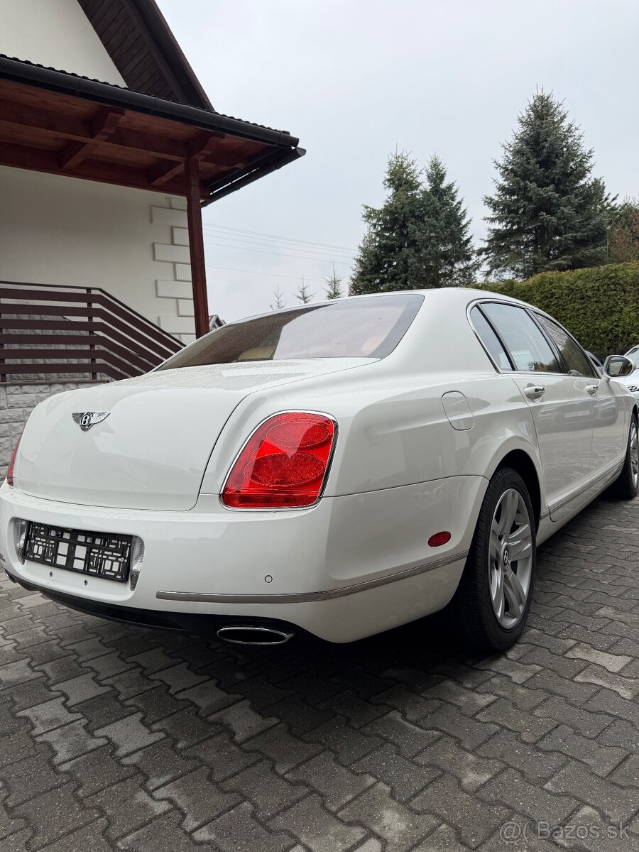 Bentley Continental Flying Spur W12 - 4