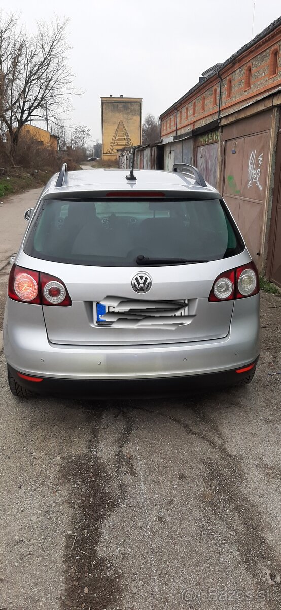 Predám VW Golf Plus 2.0 TDi - 4