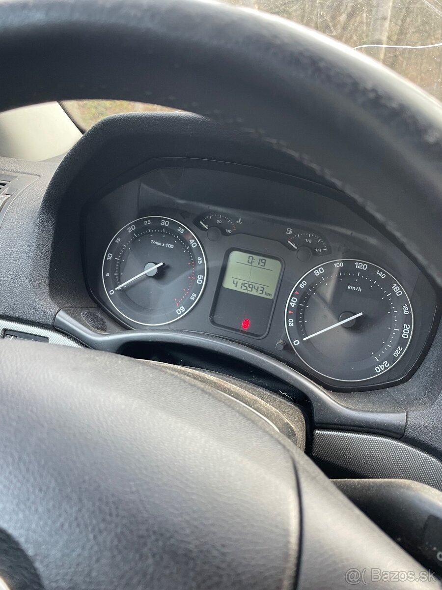 Škoda octavia 2 2.0 tdi 103kW - 4