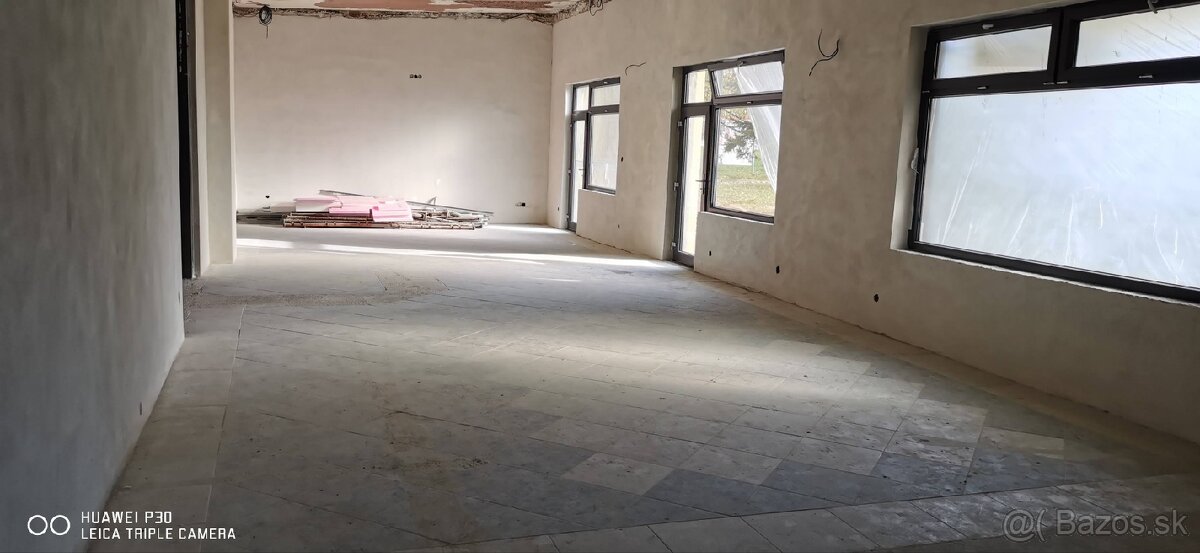 Prevádzková budova,obchodné priestory - 4
