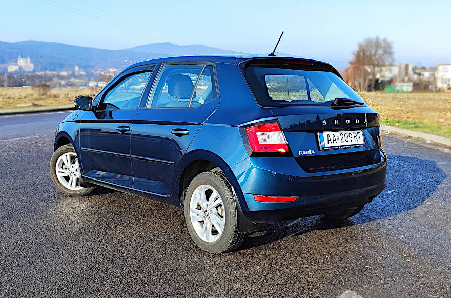 Škoda Fabia 1.0 MPI 60k Team - 4