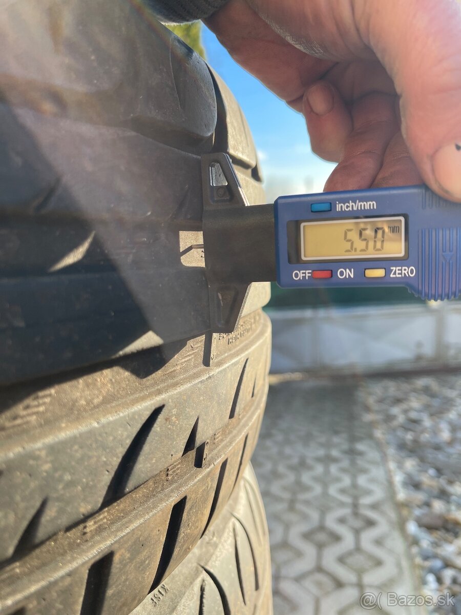 215/55 r17 letne pneumatiky - 4