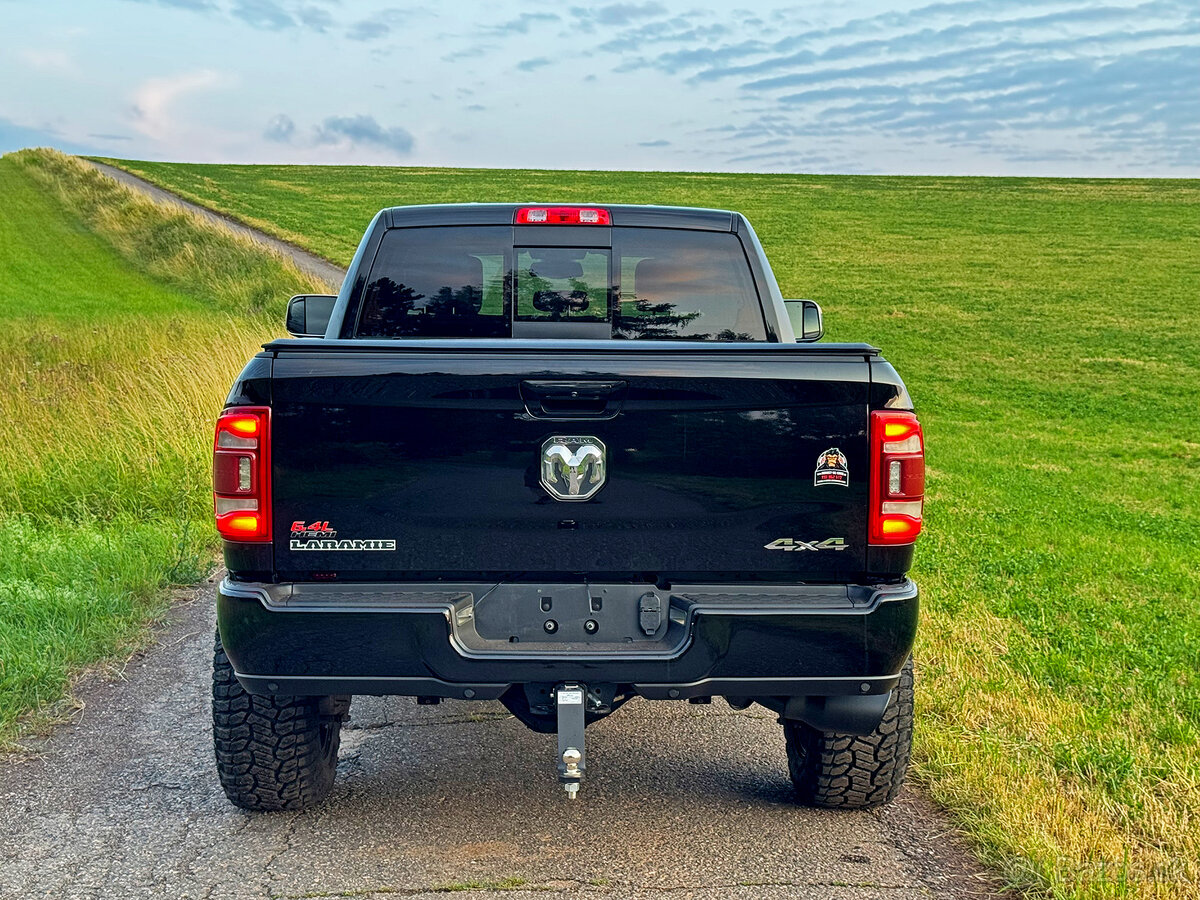 2019 DODGE RAM 2500 HEAVY DUTY 6.4 HEMI 4x4 LARAMIE