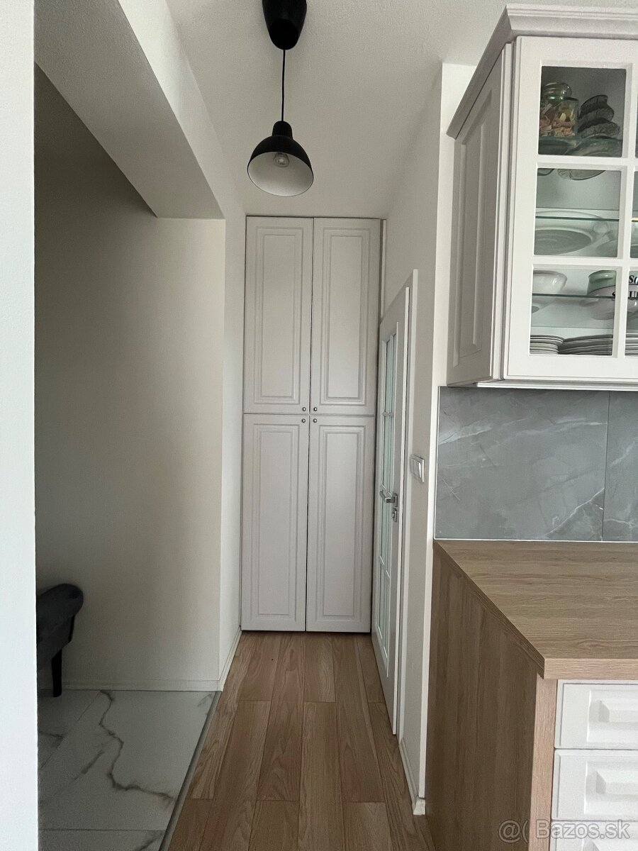 Prenájom 2-izb. BYT Nitra, Dúhové bývanie, zariadený - 4