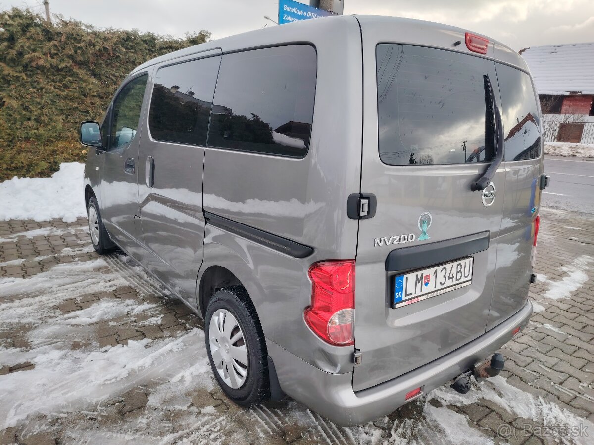 Nissan NV200 - 4