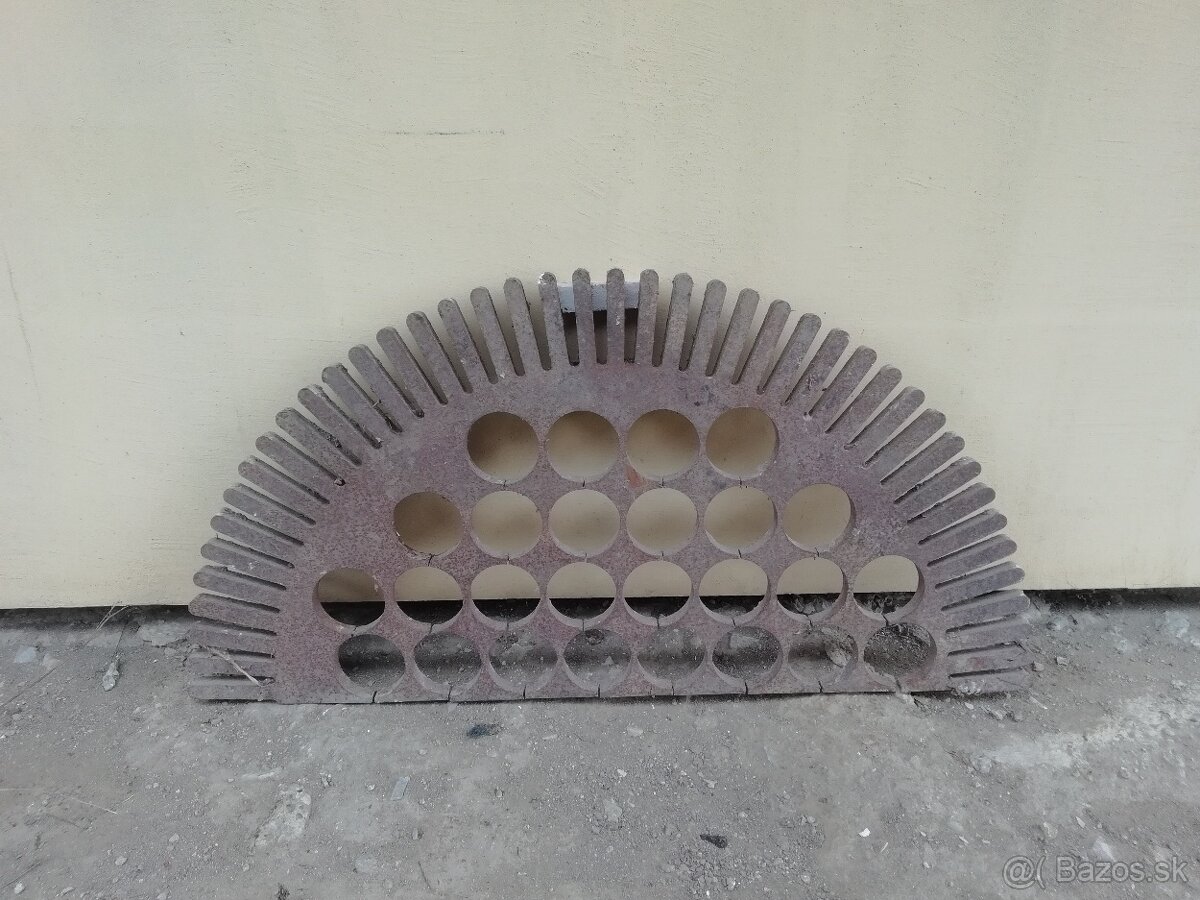 Umelecký artefakt - 4