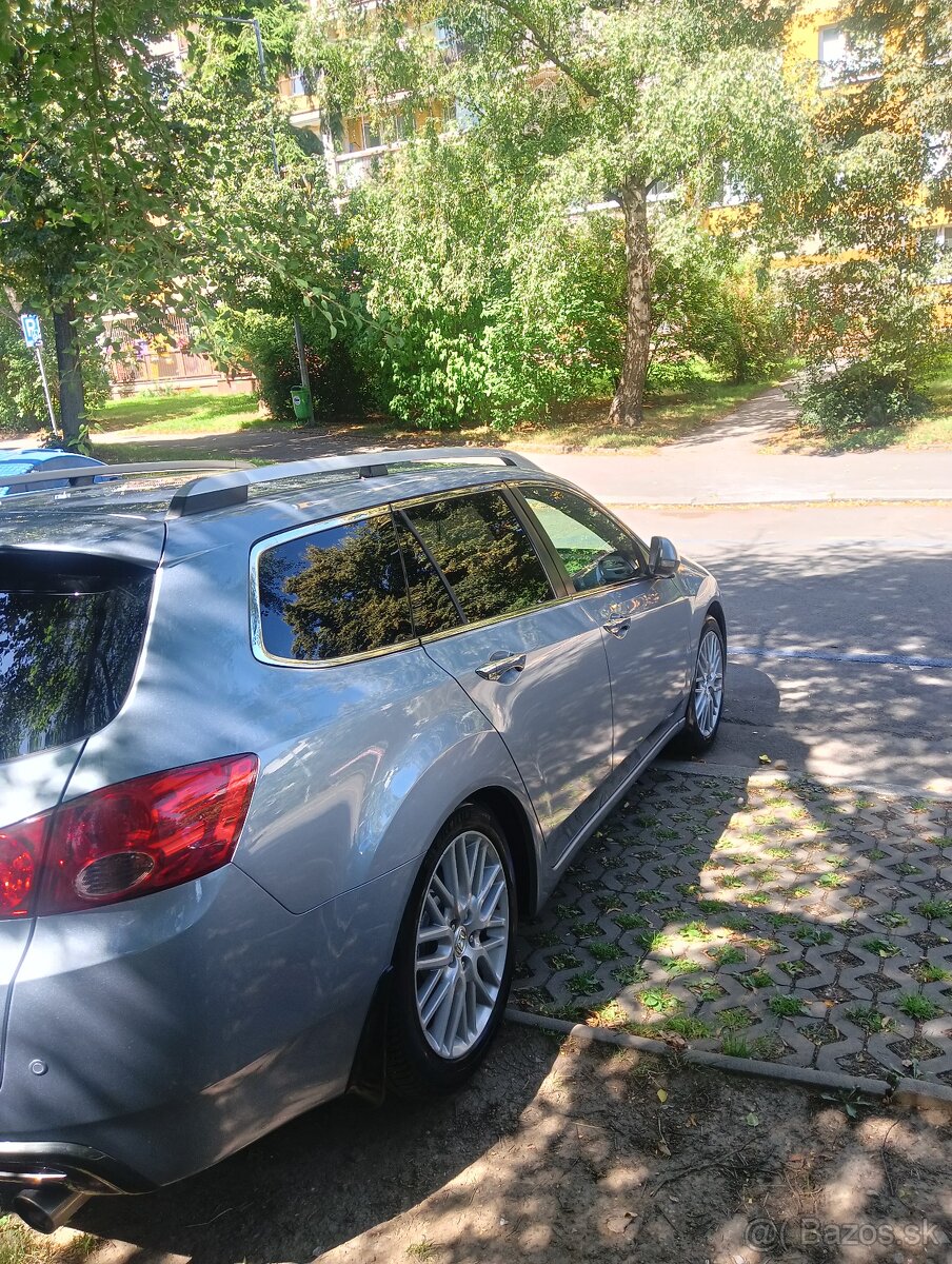 Honda Accord 2.4i Tourer 8g Facelift - 4