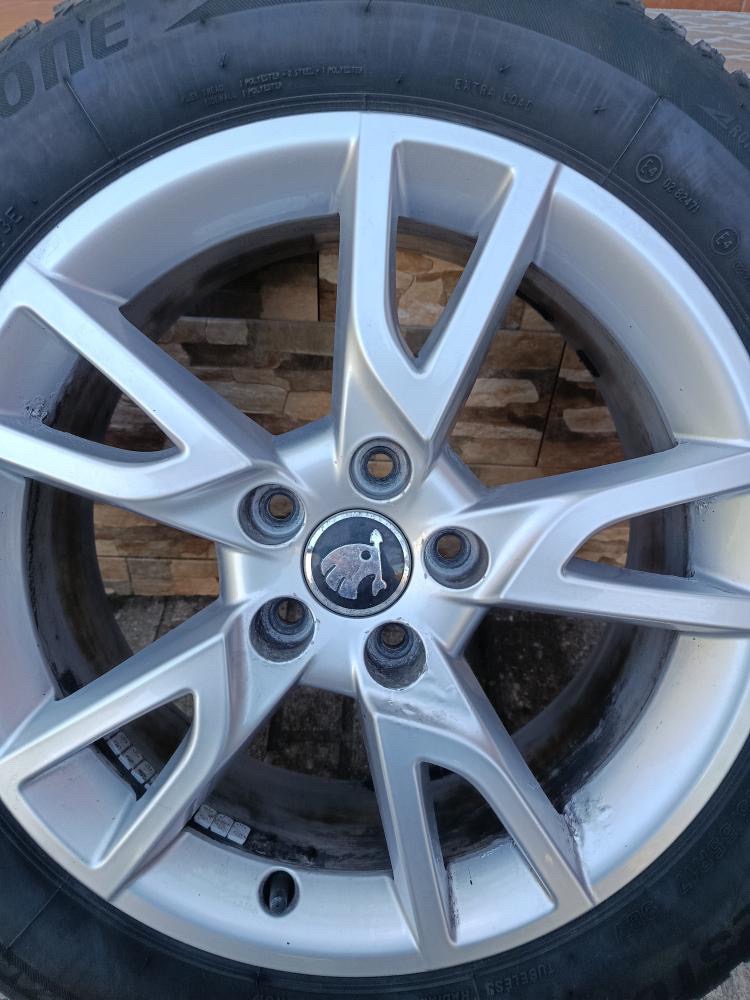 Predám hliníkové disky + zimné pneumatiky Bridgestone - 4