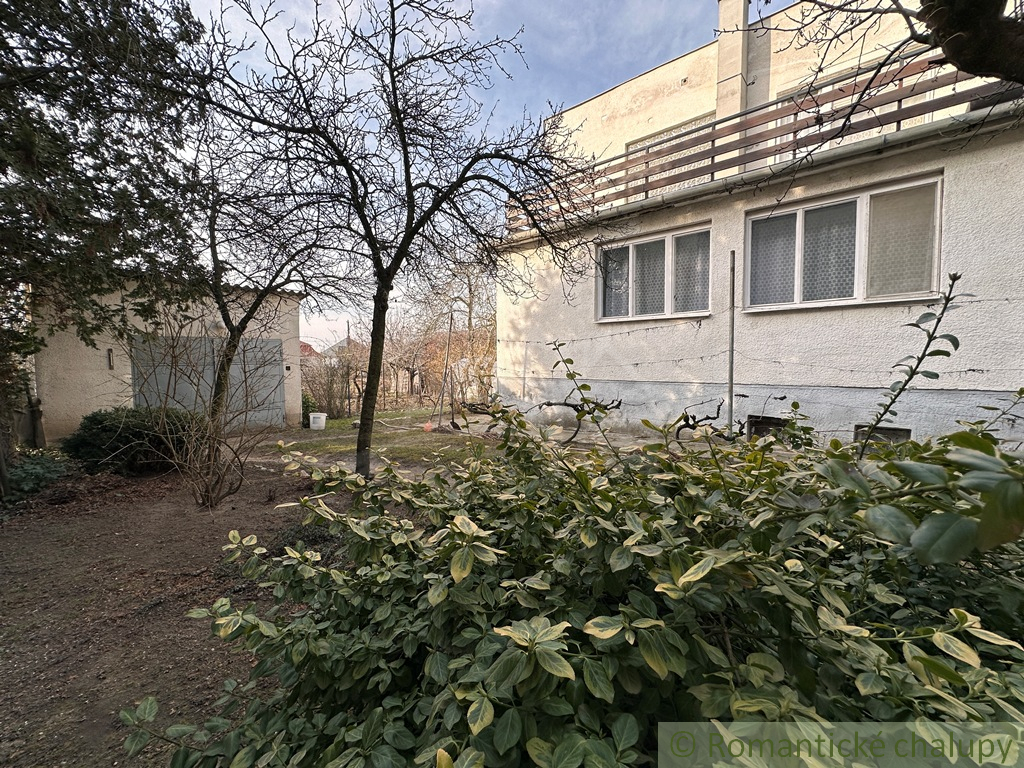Rodinný dom s veľkým pozemkom v tichej lokalite Hurbanova - 4