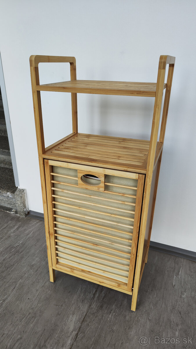 Bambusová polica s košom na prádlo - 4