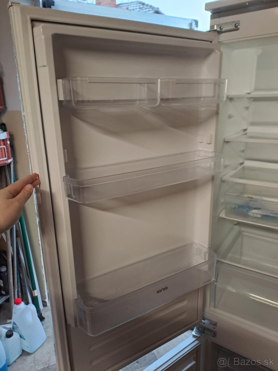Predám vstavanú chladničku - 4