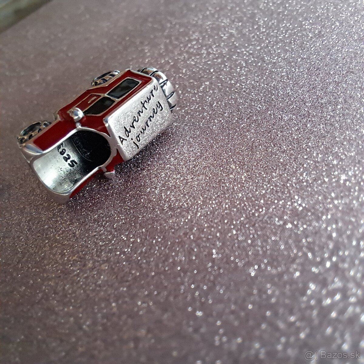 Prívesok Terénne Auto - 4