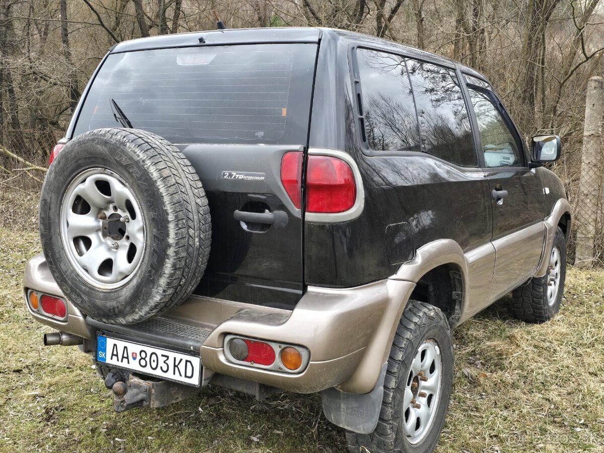Nissan Terrano II 2.7 - 4