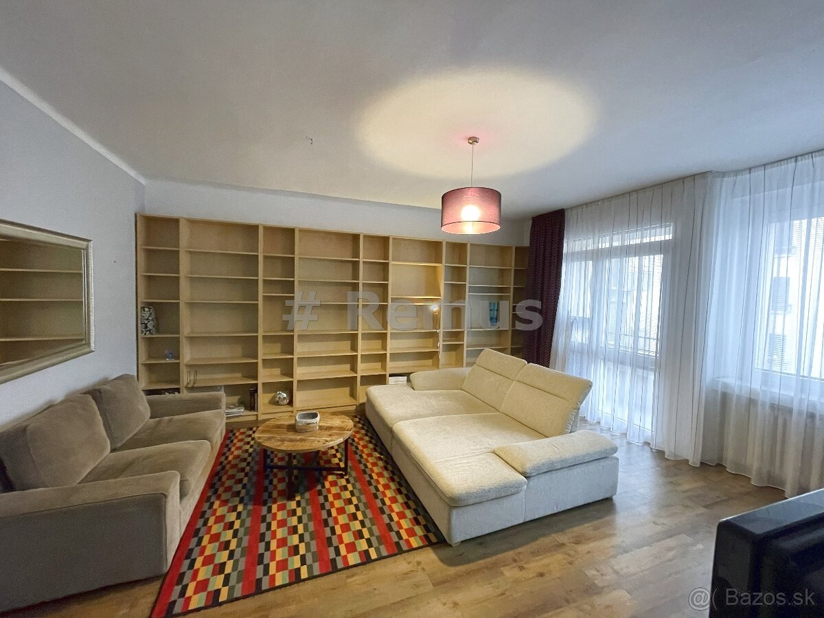 Nájom 3i byt, Krížna vnútroblok, Staré Mesto, 2 balkóny - 4