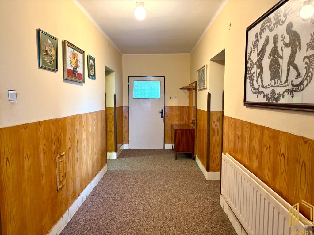 HOS. USADLOSŤ SAMOTA NA KOPCI, POZEMOK 4.930m2, SOBOTIŠTE - 4