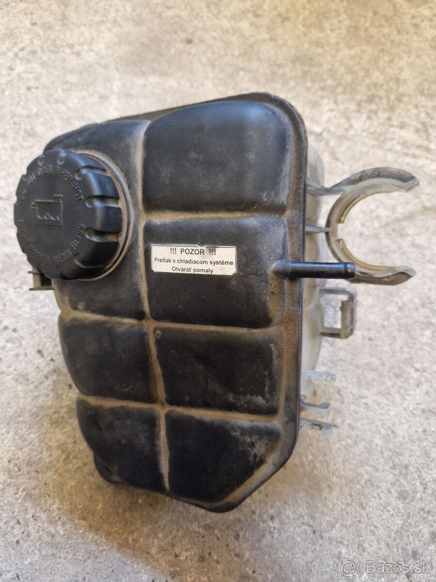 Nádobka ostrekovačov Škoda, VW - 4