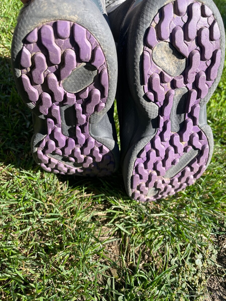 Kvalitné čižmy COLUMBIA veľ.37 - 4