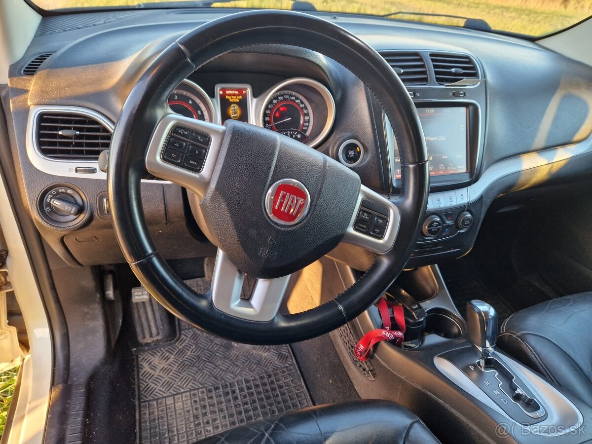 Fiat Freemont 2.0 D Black Code 2015 125kw 4x4 - 4