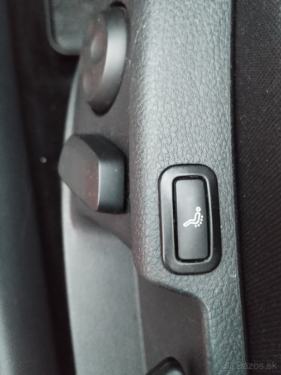 Volkswagen Passat variant, B7, 2.0TDI,103kW DSG,,F1 - 4