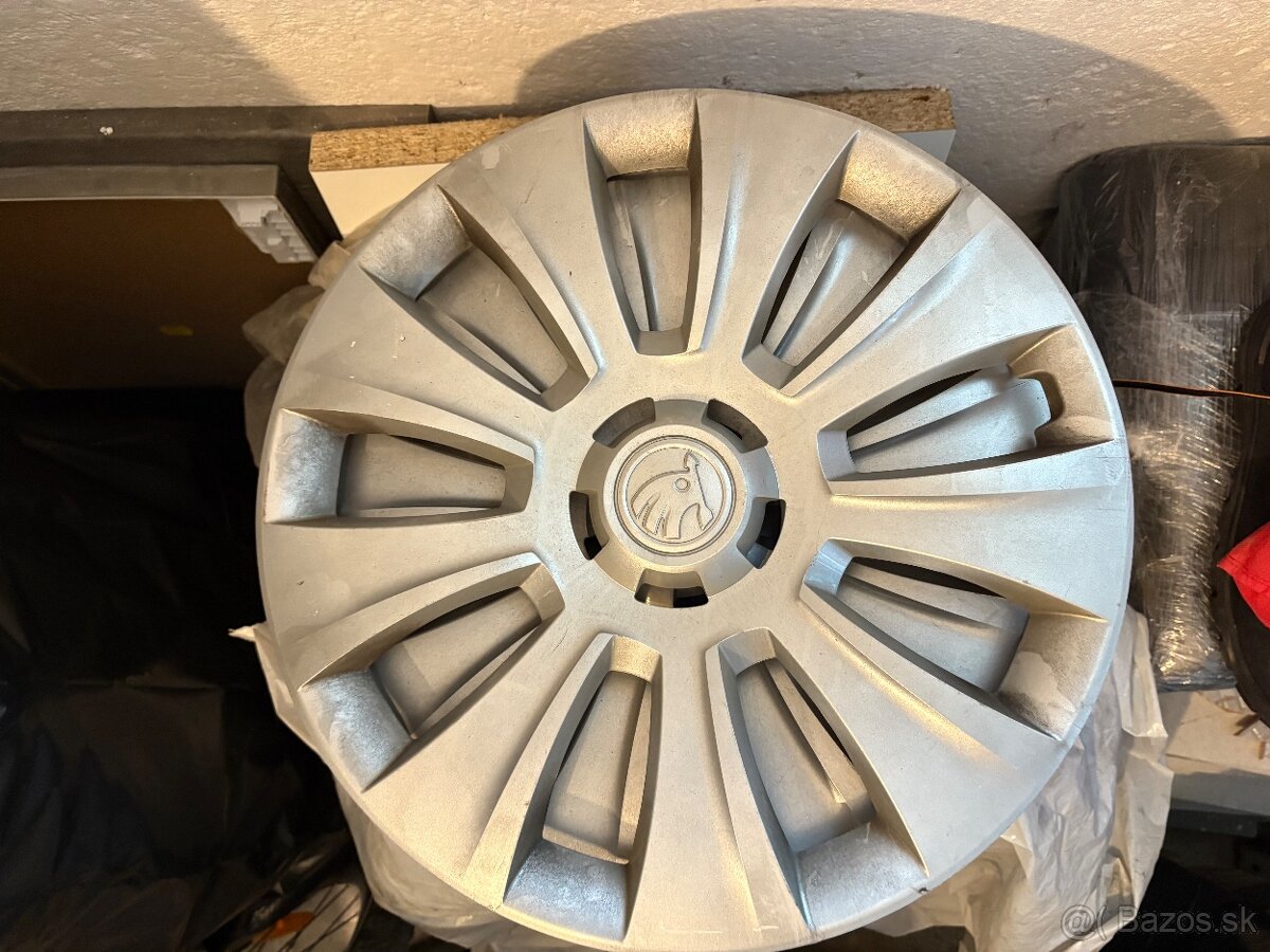 Predám sadu kolies so Škodovky - 4