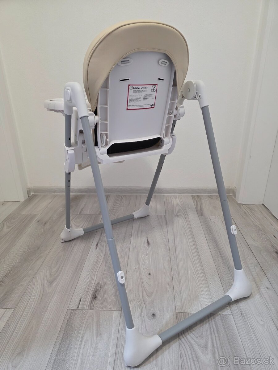 Jedálenská stolička - 4