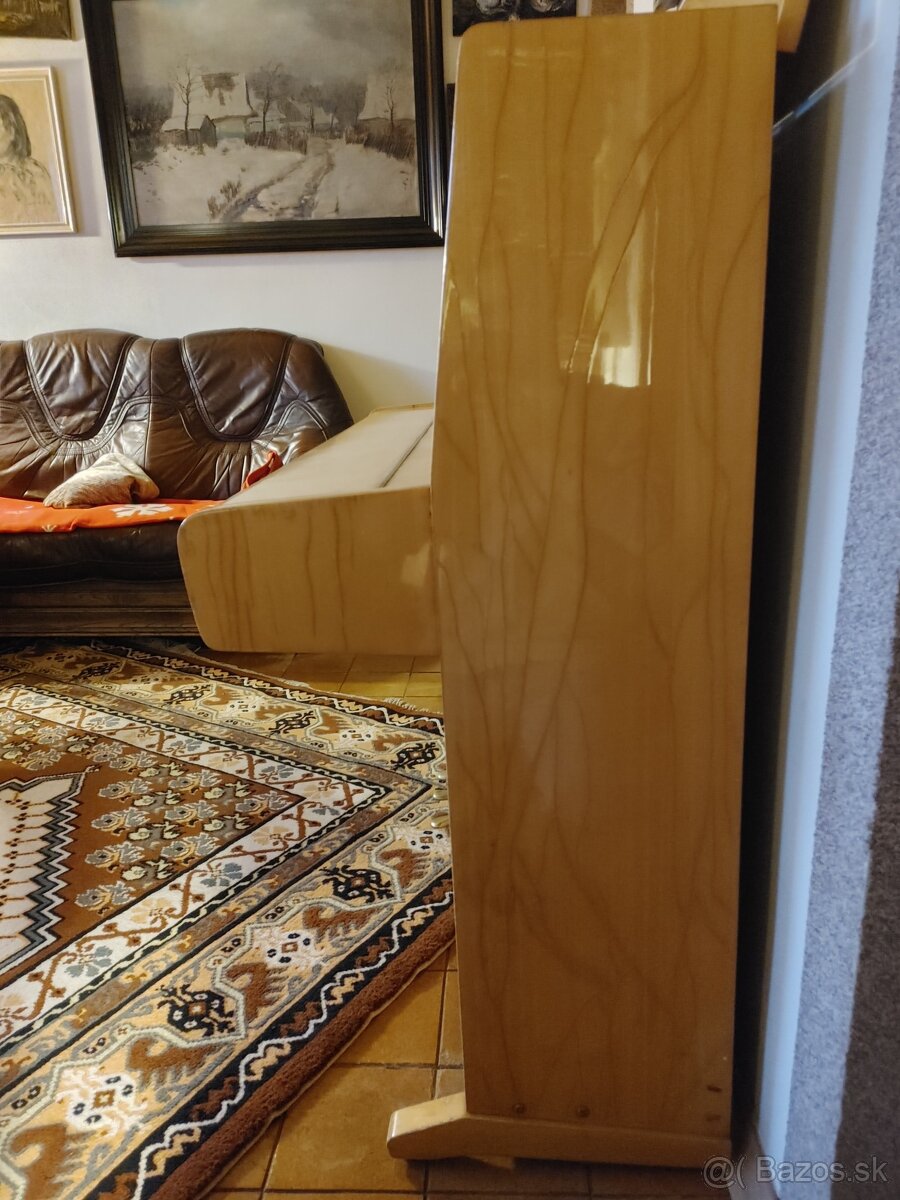 Klavír Zn.August Förster - 4