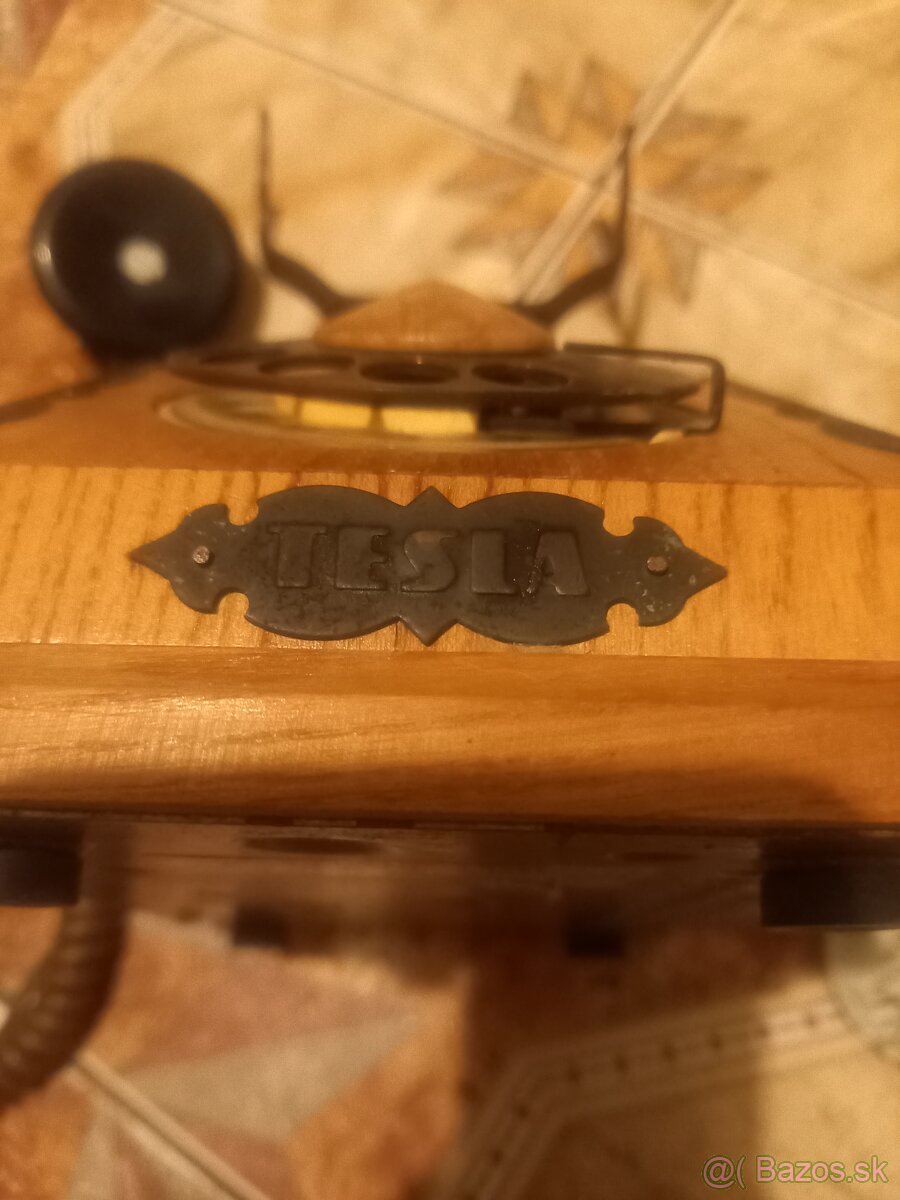 Starožitny telefón tesla - 4