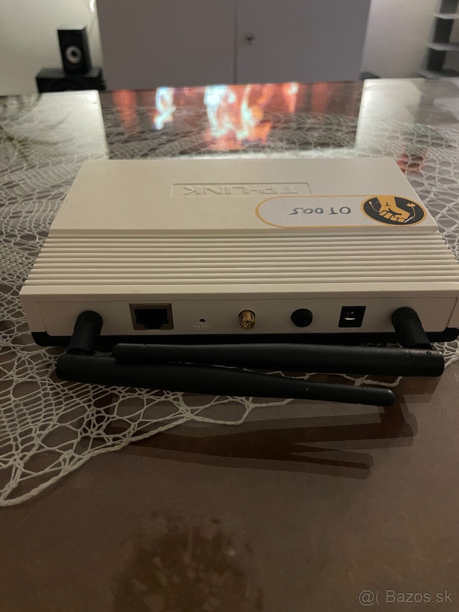 TP-LINK Router a Access point Model TL-WA901ND - 4