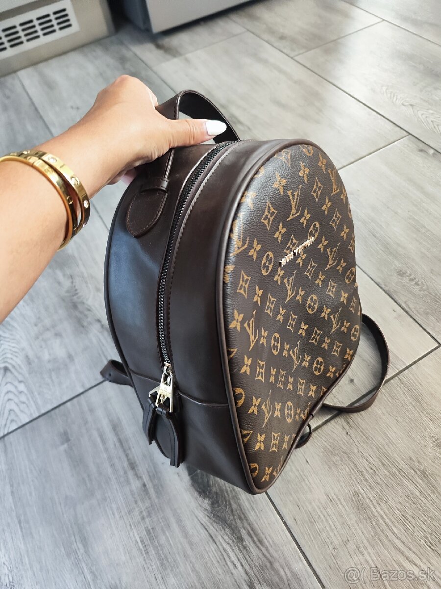 Hnedý dámsky ruksak - 4